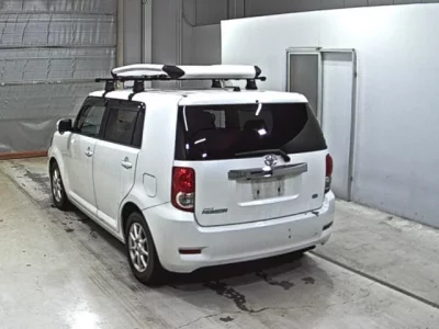 Toyota COROLLA RUMION