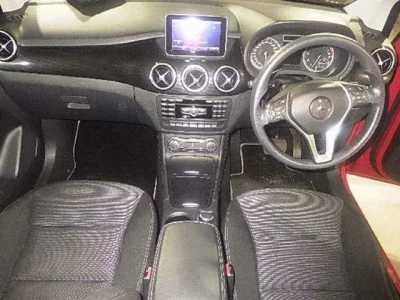 Mercedes-Benz B CLASS