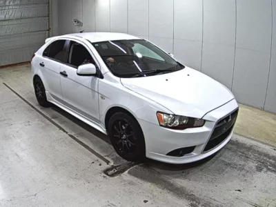 Mitsubishi GALANT FORTIS