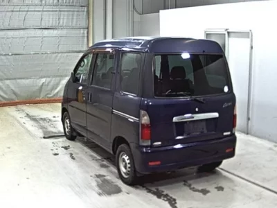 Daihatsu ATRAI VAN