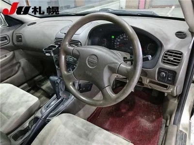Nissan SUNNY