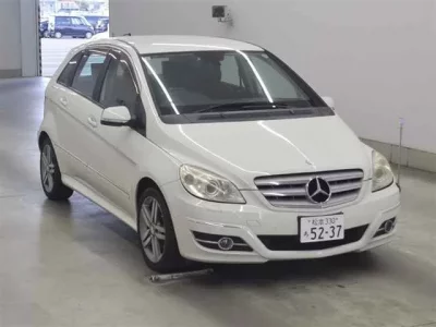 Mercedes-Benz B CLASS