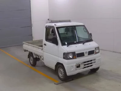 Nissan CLIPPER TRUCK