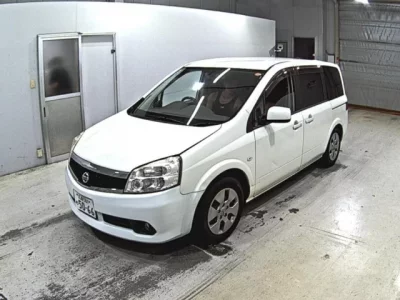 Nissan LAFESTA