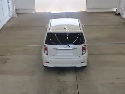 Toyota COROLLA RUMION