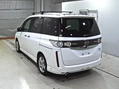 Mazda BIANTE