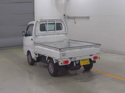 Nissan CLIPPER TRUCK