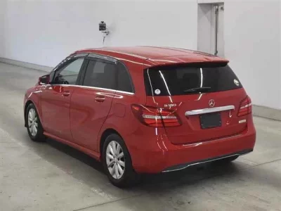 Mercedes-Benz B CLASS