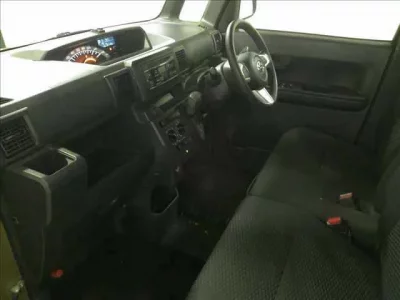 Toyota PIXIS MEGA