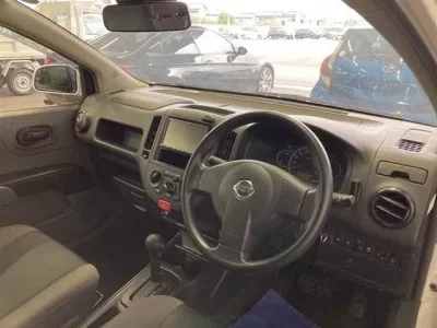 Nissan AD
