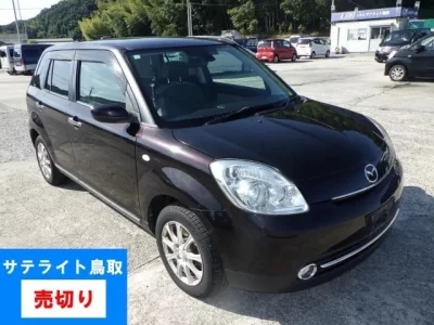 Mazda VERISA
