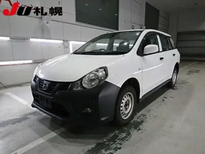 Nissan AD