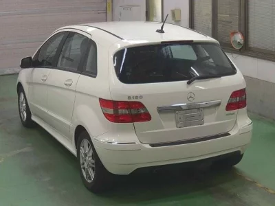 Mercedes-Benz B CLASS