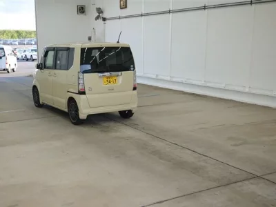 Honda N BOX