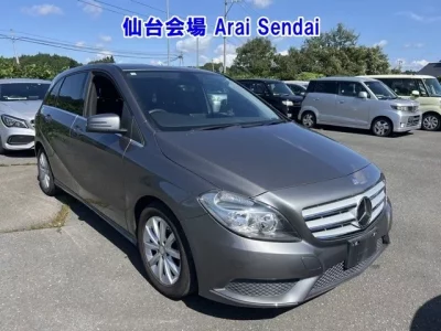 Mercedes-Benz B CLASS