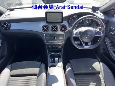 Mercedes-Benz CLA CLASS