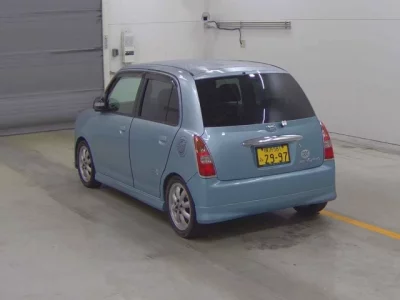 Daihatsu MIRA