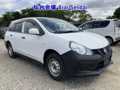 Nissan AD