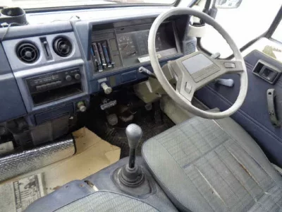 Toyota HIACE TRUCK