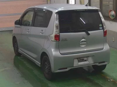 Mitsubishi EK CUSTOM