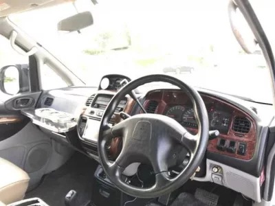 Mitsubishi DELICA