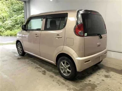 Suzuki MRWAGON