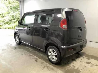 Suzuki MRWAGON