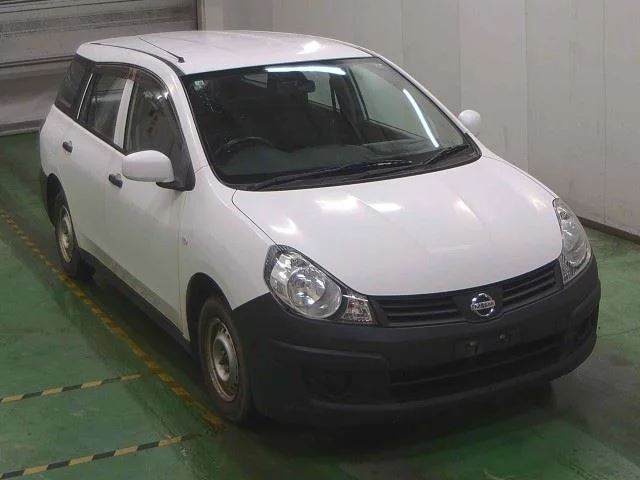 Nissan AD