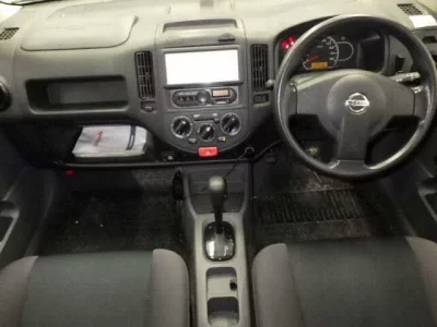 Nissan AD