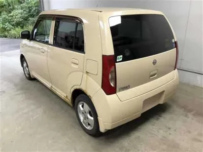 Nissan PINO