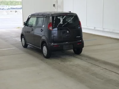 Suzuki MRWAGON