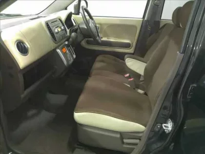 Suzuki MRWAGON