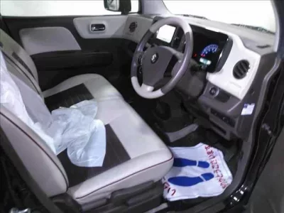 Suzuki MRWAGON