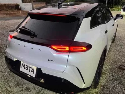 Toyota CROWN SPORT