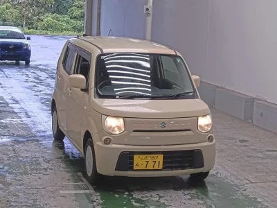 Suzuki MRWAGON