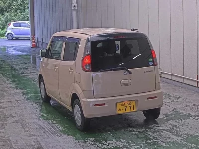Suzuki MRWAGON