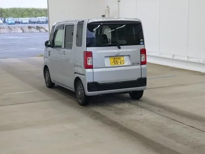 Daihatsu HIJET CADDIE
