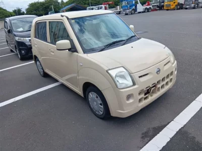 Nissan PINO