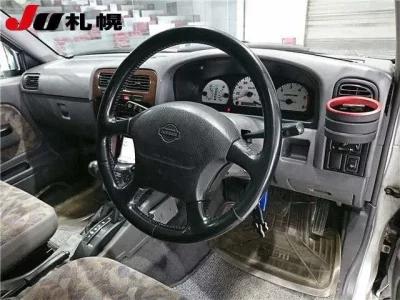 Nissan DATSUN PICKUP