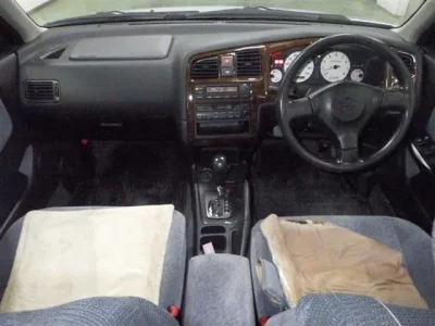 Nissan PRIMERA