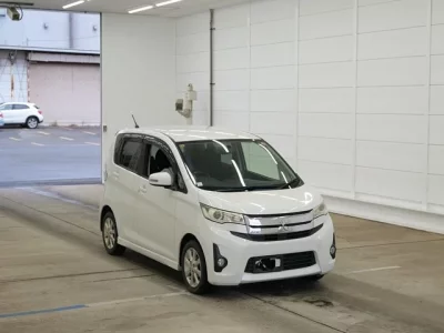 Mitsubishi EK CUSTOM