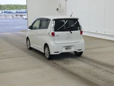 Mitsubishi EK CUSTOM