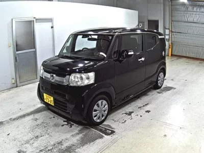Honda N BOX SLASH