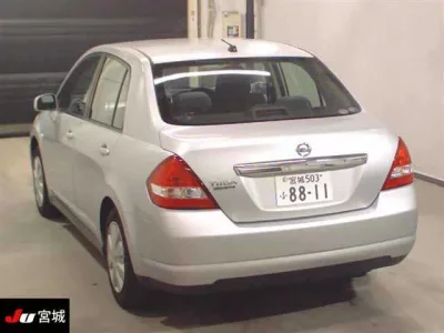 Nissan TIIDA LATIO