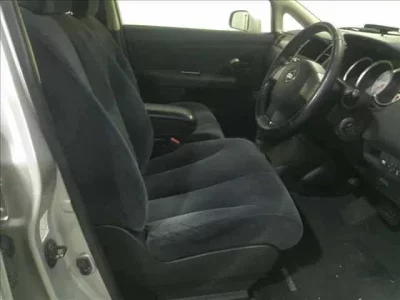 Nissan TIIDA LATIO