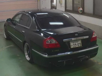 Nissan CIMA