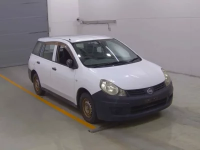 Nissan AD