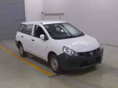 Nissan AD