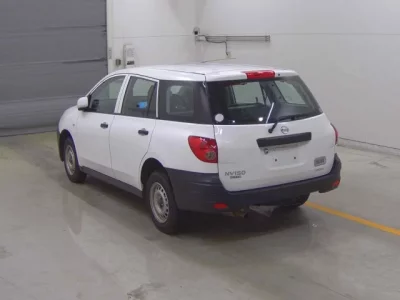 Nissan AD