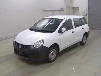 Nissan AD